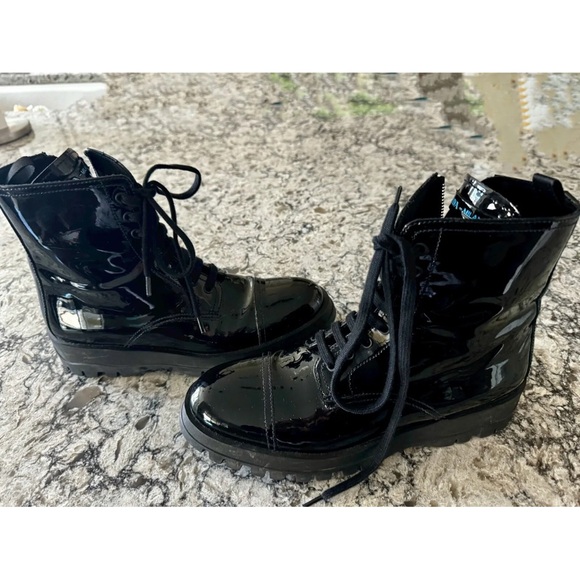 Prada boots size 38 - Picture 3 of 6